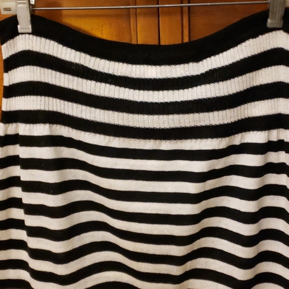 PERRY ELLIS Black/White Stripe Skirt Size M - Picture 3 of 8